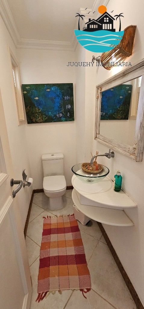 Casa para alugar em condomínio fechado pé na areia com vista ao mar em Juquehy, com 4 suítes, - Acomodação máx. 10 pessoas Juquehy Imobiliária