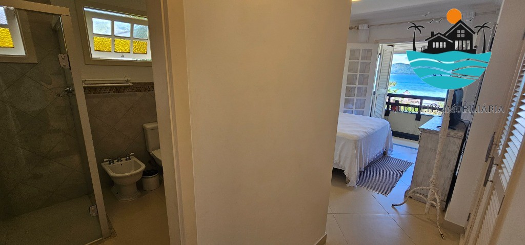 Casa para alugar em condomínio fechado pé na areia com vista ao mar em Juquehy, com 4 suítes, - Acomodação máx. 10 pessoas Juquehy Imobiliária