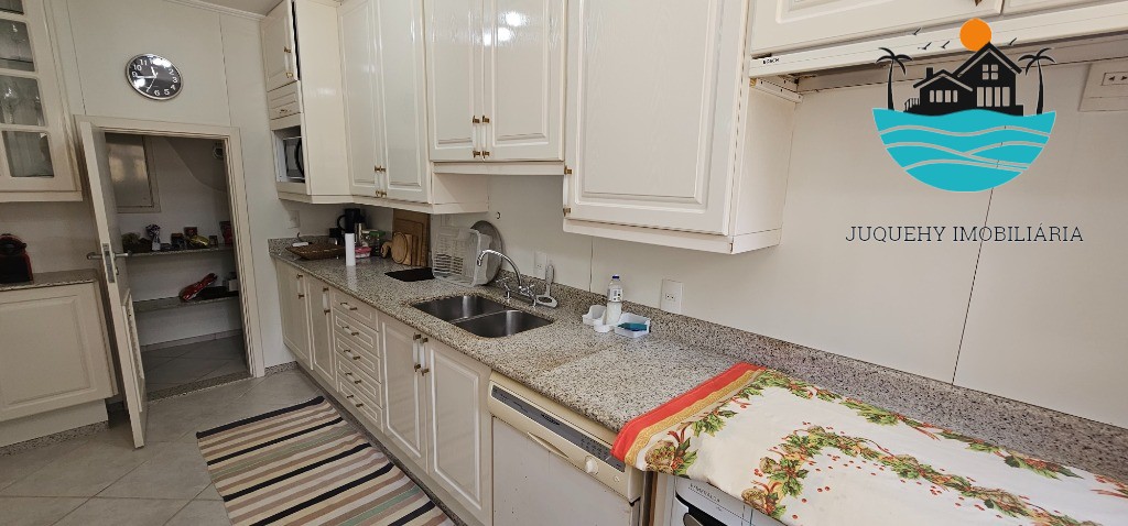 Casa para alugar em condomínio fechado pé na areia com vista ao mar em Juquehy, com 4 suítes, - Acomodação máx. 10 pessoas Juquehy Imobiliária