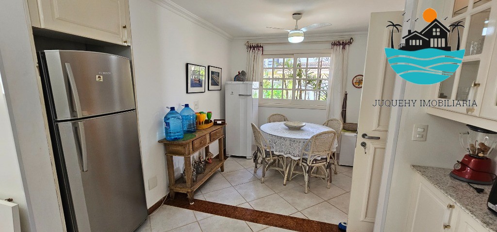 Casa para alugar em condomínio fechado pé na areia com vista ao mar em Juquehy, com 4 suítes, - Acomodação máx. 10 pessoas Juquehy Imobiliária