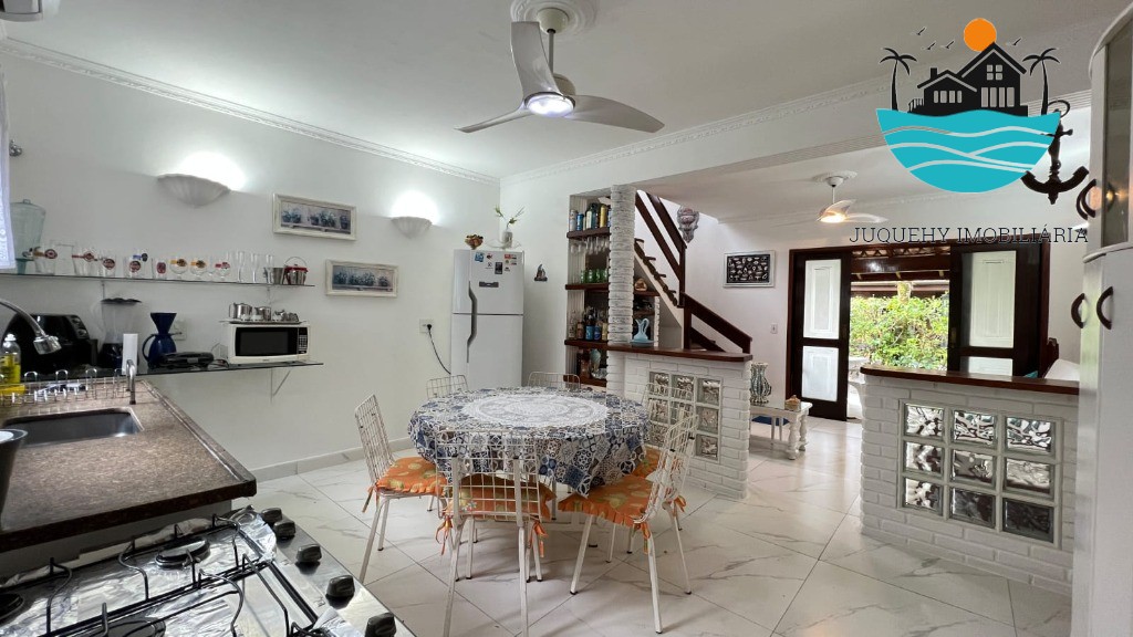 Casa Aluguel Temporada em Juquehy, max. 6 pessoas, na av. Da praia. 100m da praia, 2 dormitórios, 2 banheiros, 2 vagas Juquehy Imobiliária