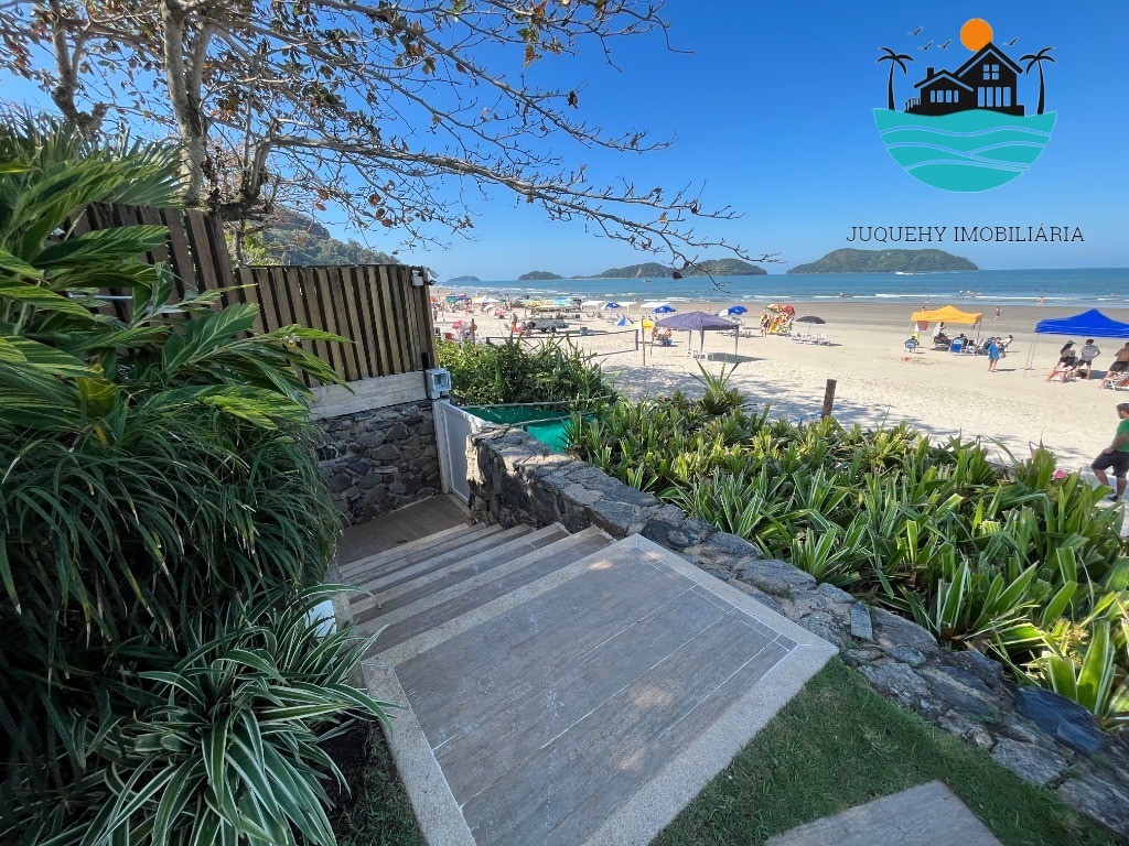 Casa em condomínio pé na areia - Temporada, com 5 suítes, 1 térrea, serviço de praia, acomodação para 14 pessoas, 4 vagas Juquehy Imobiliária