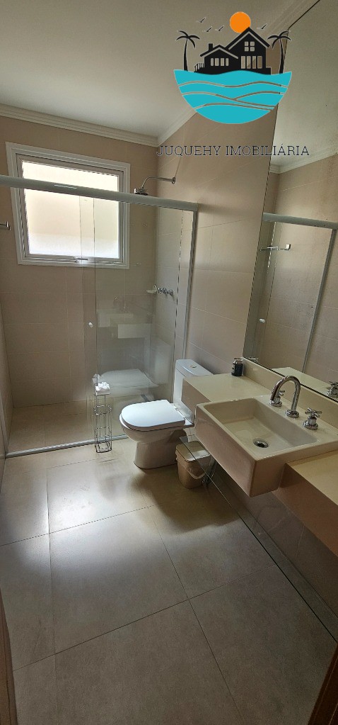 Casa em condomínio pé na areia - Temporada, com 5 suítes, 1 térrea, serviço de praia, acomodação para 14 pessoas, 4 vagas Juquehy Imobiliária