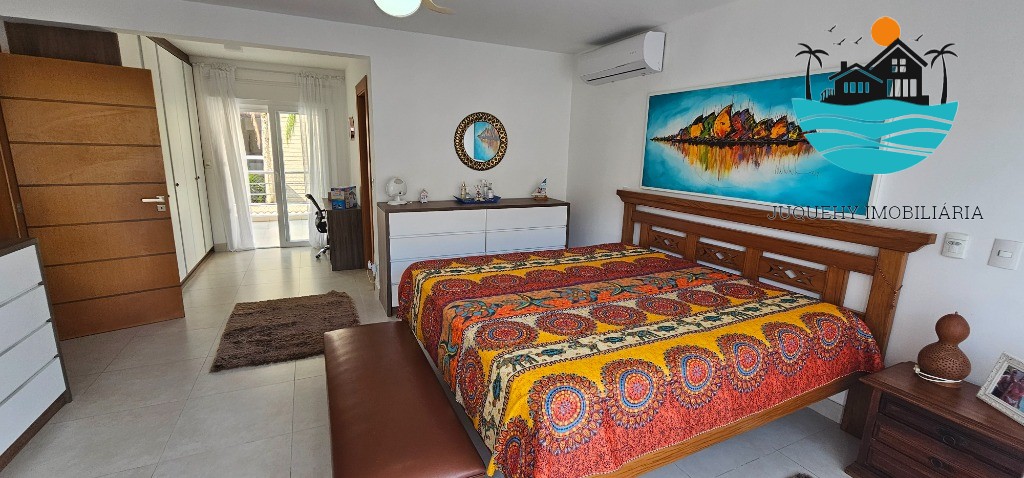 Casa em condomínio pé na areia - Temporada, com 5 suítes, 1 térrea, serviço de praia, acomodação para 14 pessoas, 4 vagas Juquehy Imobiliária
