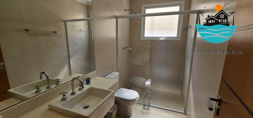 Casa em condomínio pé na areia - Temporada, com 5 suítes, 1 térrea, serviço de praia, acomodação para 14 pessoas, 4 vagas Juquehy Imobiliária