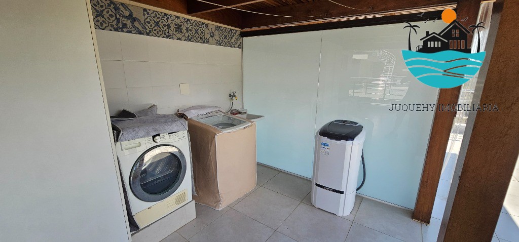 Casa em condomínio pé na areia - Temporada, com 5 suítes, 1 térrea, serviço de praia, acomodação para 14 pessoas, 4 vagas Juquehy Imobiliária