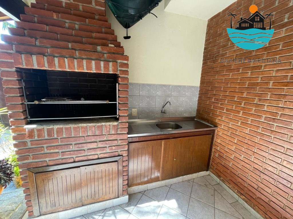 Casa Aluguel Temporada em Juquehy, max. 6 pessoas, na av. Da praia. 100m da praia, 2 dormitórios, 2 banheiros, 2 vagas Juquehy Imobiliária