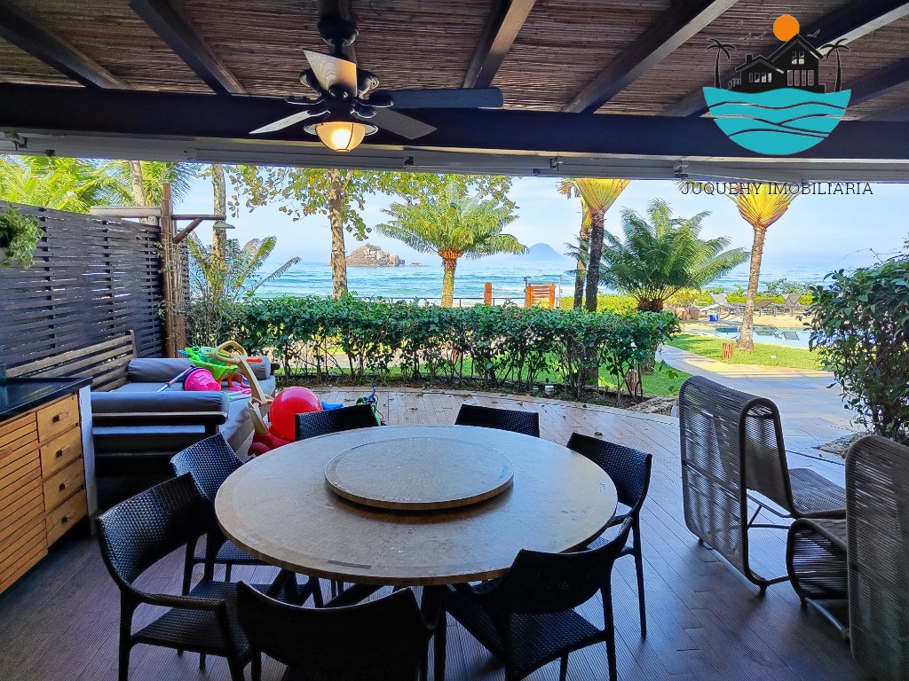 Casa Pé na Areia Juquehy, com 5 suítes, lado direito da praia, Sala de TV, 06 banheios, 02 vagas para Auto, max. 10 pessoas Juquehy Imobiliária