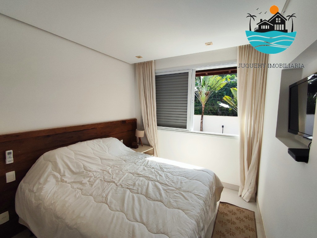 Casa Pé na Areia Juquehy, com 5 suítes, lado direito da praia, Sala de TV, 06 banheios, 02 vagas para Auto, max. 10 pessoas Juquehy Imobiliária