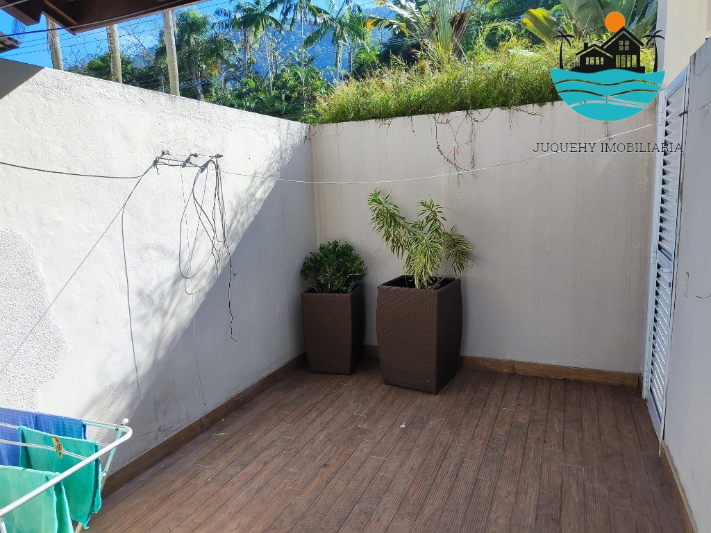 Casa Pé na Areia Juquehy, com 5 suítes, lado direito da praia, Sala de TV, 06 banheios, 02 vagas para Auto, max. 10 pessoas Juquehy Imobiliária