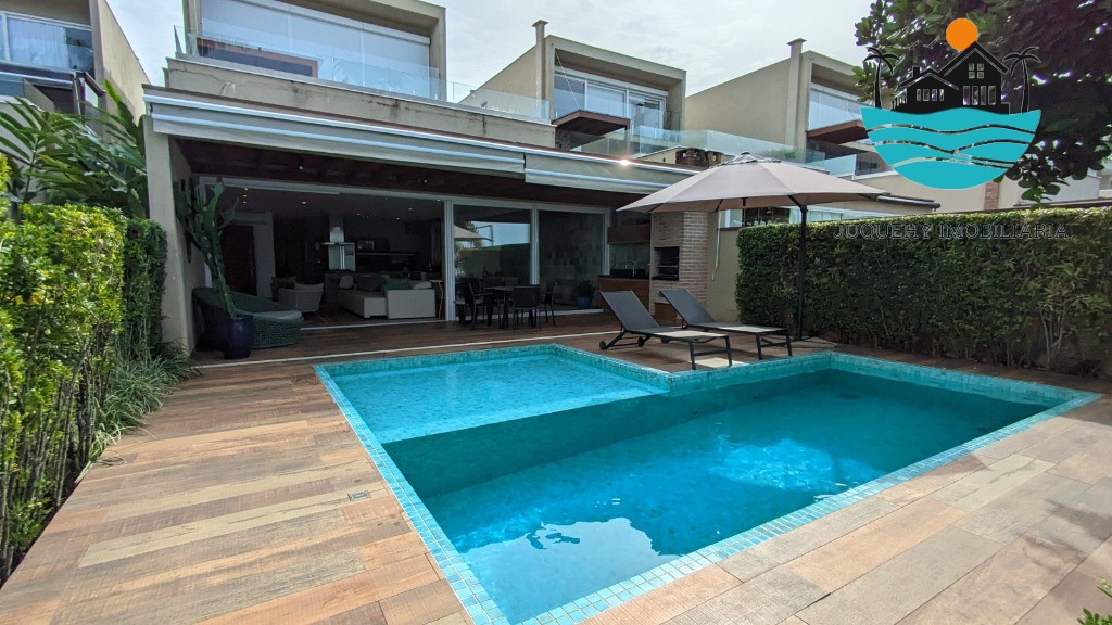 Casa Pé na Areia a venda em Juquehy, 4 Suítes, Piscina privativa com vista para o Mar, serviço de praia, 02 vagas auto Juquehy Imobiliária