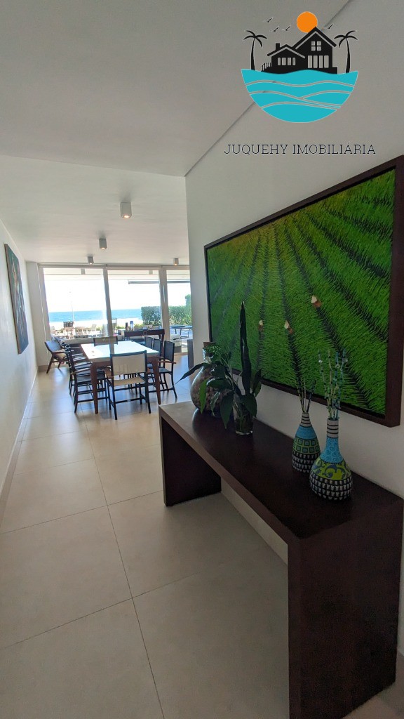 Casa Pé na Areia Juquehy a Venda - No Canto de juquehy, com 4 suítes, piscina Privativa, area gourmet, 350m² de área construída Juquehy Imobiliária