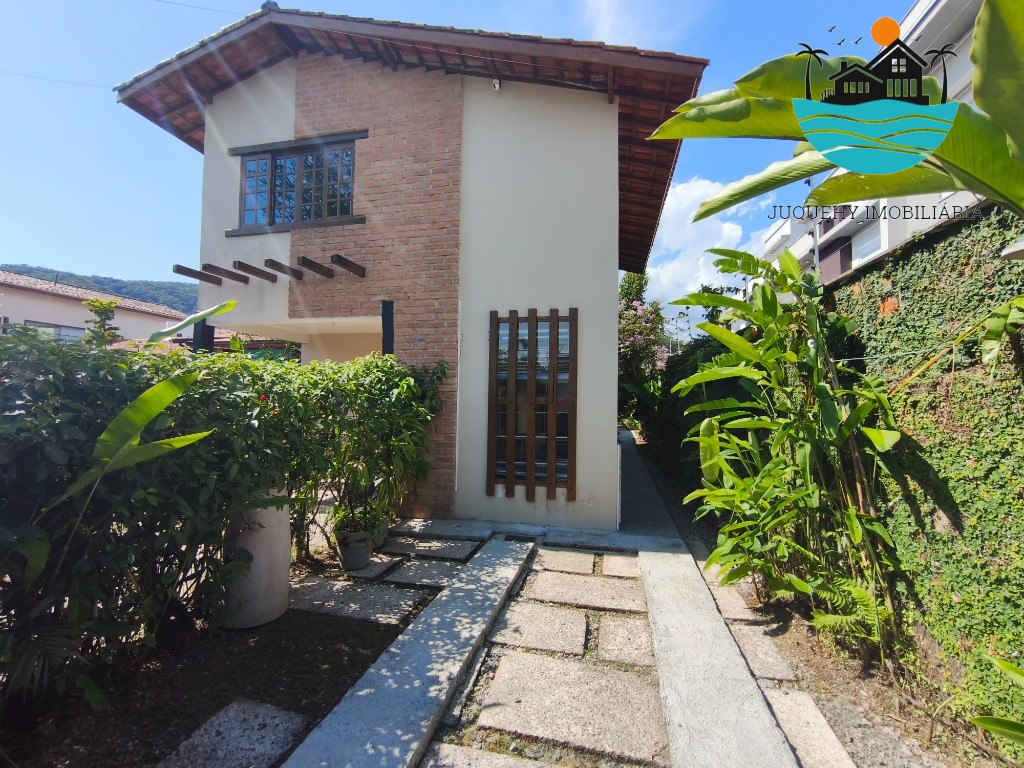 Casas para Alugar anual Juquehy - churrasqueira, 1 vagas 2 dorm,1 suíte, máx. 10 pessoas Juquehy Imobiliária