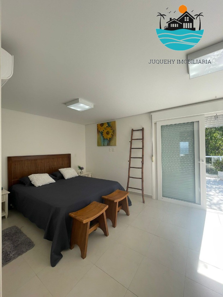 Casa Pé na Areia Juquehy Venda - Canto de juquehy com 5 suítes, piscina Privativa, area gourmet, 350m² de área construída Juquehy Imobiliária