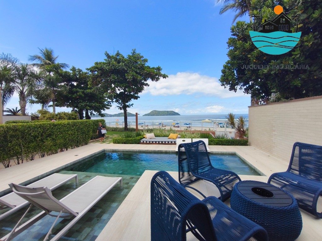 Casa Pé na Areia a venda em Juquehy, 4 Suítes, Piscina privativa com vista para o Mar, serviço de praia, 02 vagas auto Juquehy Imobiliária