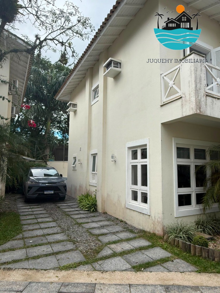 Alugar Casa anual em Juquehy em Condomínio Fechado - com 4 dormitórios, 2 suíte, 100m da praia - Acomodação máx. 10 pessoas Juquehy Imobiliária