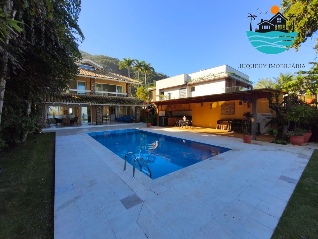 Casa pé na areia para venda e aluguel de temporada em Juquehy, com piscina, churrasqueira, max 12 pessoas Juquehy Imobiliária