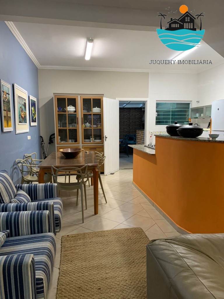Venda Casa Juquehy, com 3 dormitórios, sendo 1 suíte, 2 vagas, 850m da praia, escritura de posse Juquehy Imobiliária.