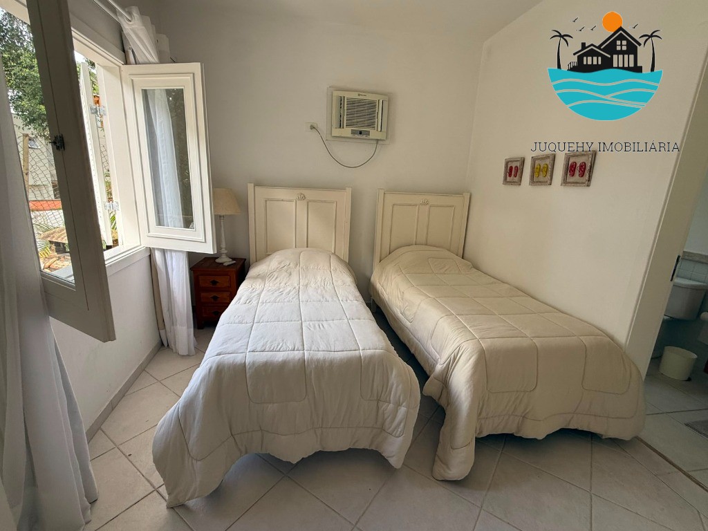 Alugar casa anual em juquehy em condomínio fechado - com 4 d