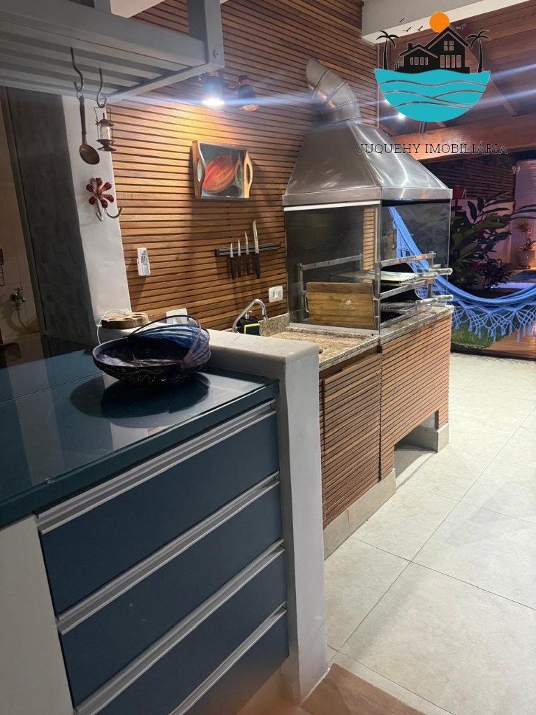 Casa Aluguel Juquehy com, 4 dormitórios, 3 suítes, acomodação para 10-12 pessoas e a 150m da praia Juquehy Imobiliária