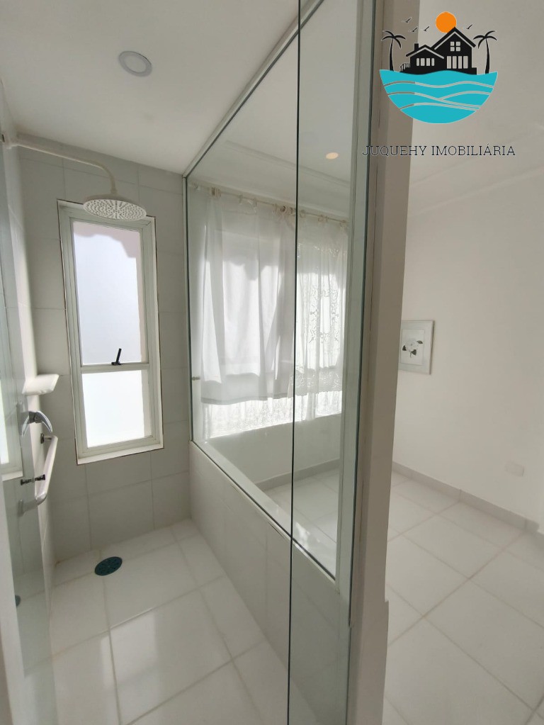 Casa pé na areia para venda e aluguel de temporada em Juquehy, com piscina, churrasqueira, max 12 pessoas Juquehy Imobiliária