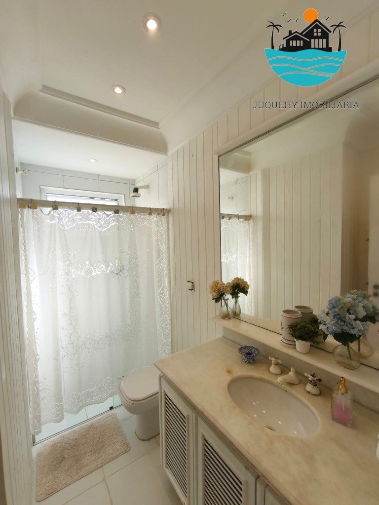 Casa pé na areia para venda e aluguel de temporada em Juquehy, com piscina, churrasqueira, max 12 pessoas Juquehy Imobiliária