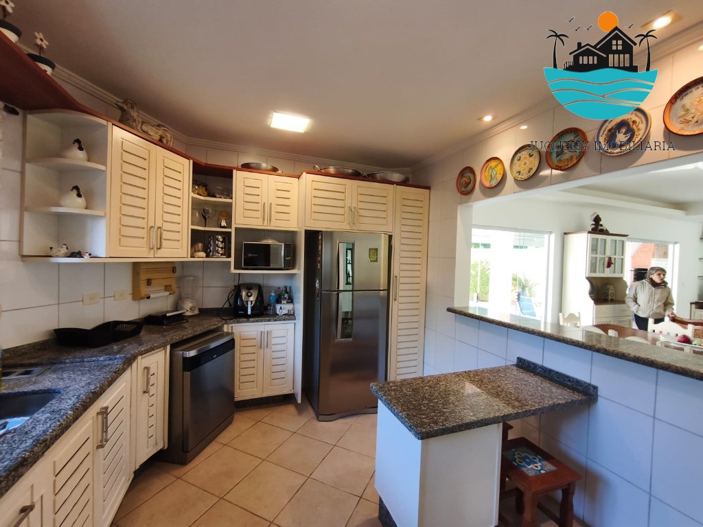 Casa para aluguel de temporada - 5 suites, sendo 1 suite térrea, com piscina, Churras.., acomodação 12 pessoas, 20m da praia Juquehy Imobiliária