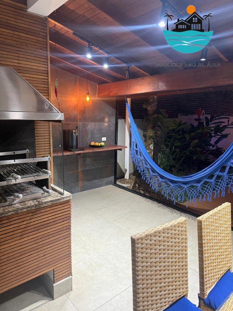 Casa Aluguel Juquehy com, 4 dormitórios, 3 suítes, acomodação para 10-12 pessoas e a 150m da praia Juquehy Imobiliária