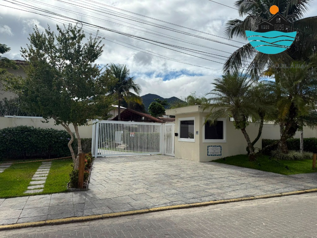 Alugar casa anual em juquehy em condomínio fechado - com 4 d