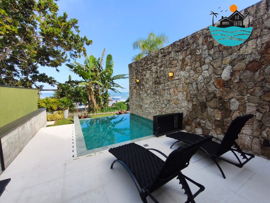 Casa, 5 quartos, 327 m² - Foto 1