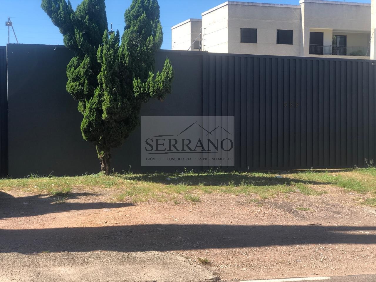 Prédio Inteiro - Foto 1