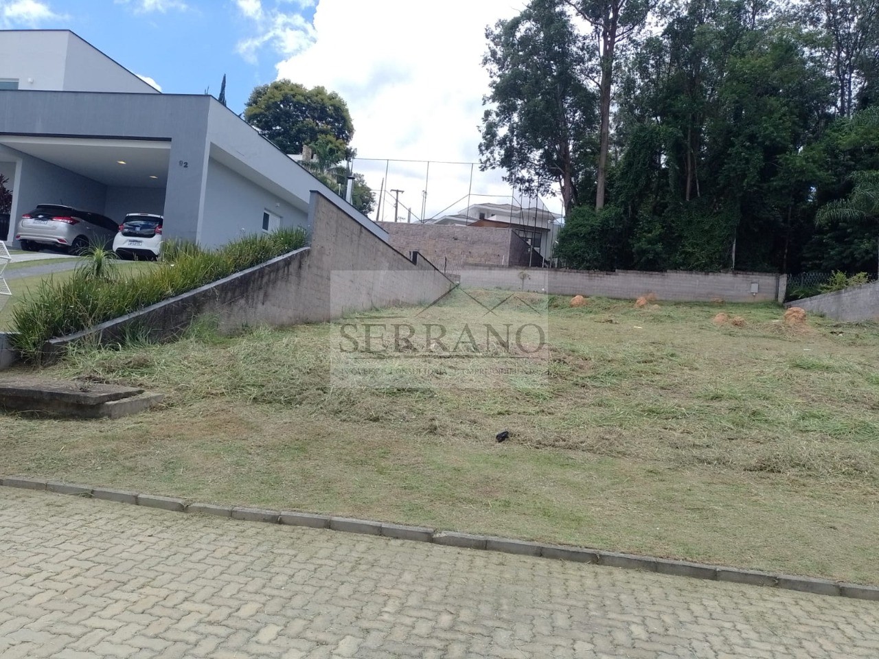 Loteamento e Condomínio, 840 m² - Foto 1
