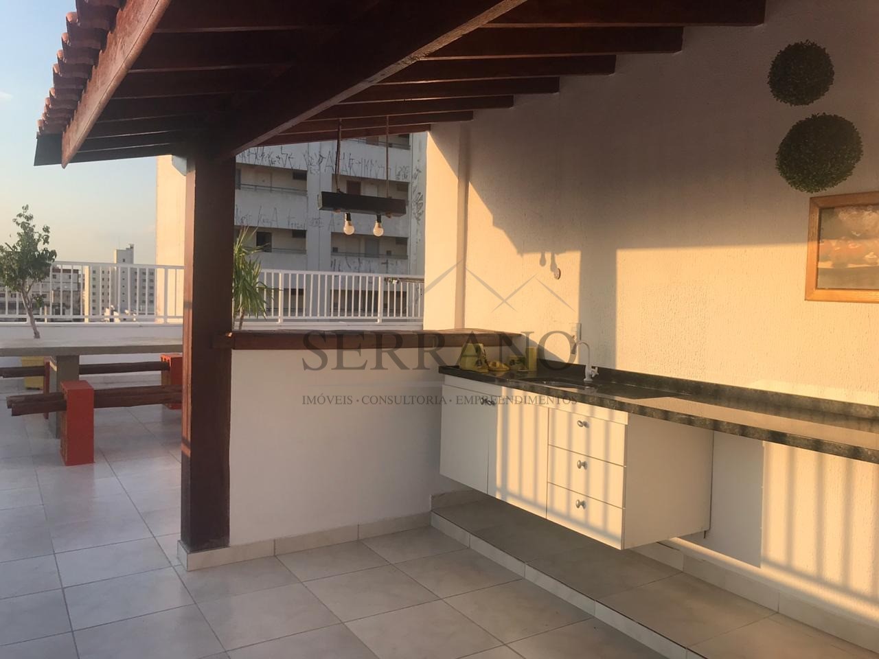 Prédio Inteiro, 1080 m² - Foto 1