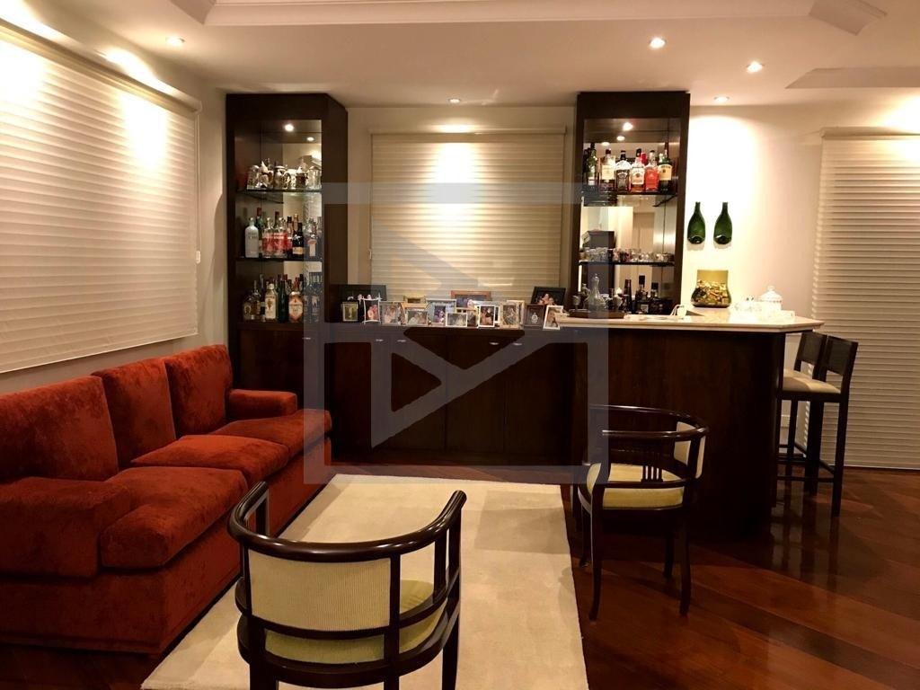 Apartamento para Venda - 220m², 1 dormitório, sendo 3 suites, 5 vagas - Campo Belo