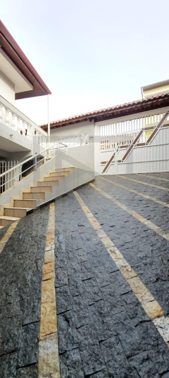 Casa para Venda - 300m², 4 dormitórios, sendo 2 suites, 4 vagas - Vila dos Remédios