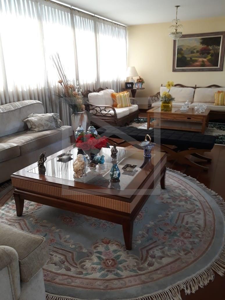 Apartamento para Venda - 275m², 4 dormitórios, sendo 4 suites, 4 vagas - Indianópolis