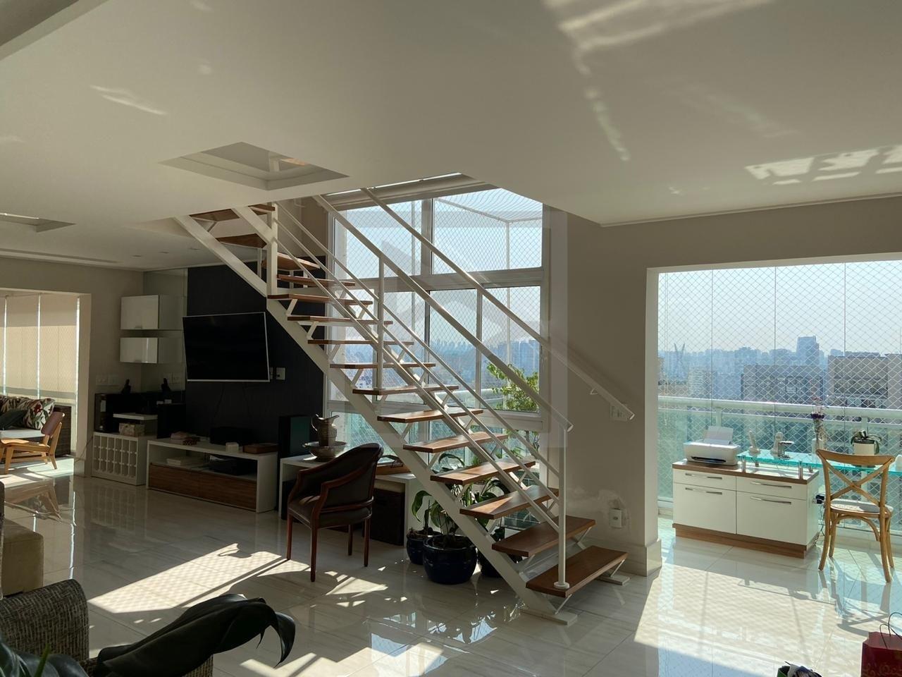 Apartamento Cobertura dúplex para venda 171m², 2 dormitórios, sendo 2 suítes, 3 vagas - Campo Belo