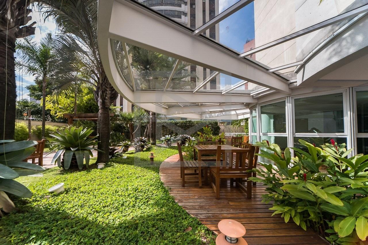 Apartamento para venda 74m², 1 dormitório, sendo 1 suíte, 2 vagas - Moema