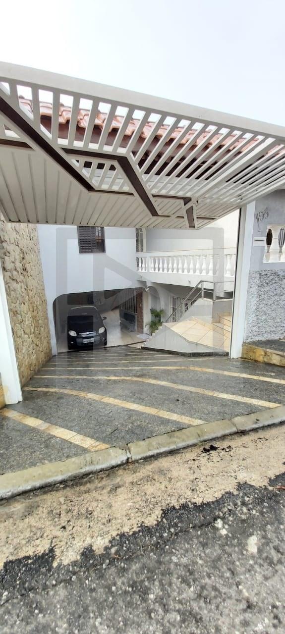 Casa para Venda - 300m², 4 dormitórios, sendo 2 suites, 4 vagas - Vila dos Remédios
