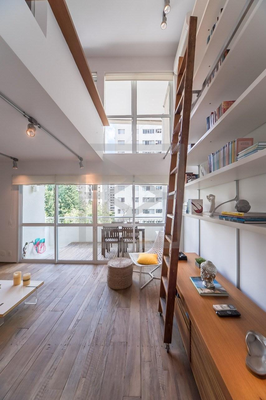 Apartamento para venda 74m², 1 dormitório, sendo 1 suíte, 2 vagas - Moema