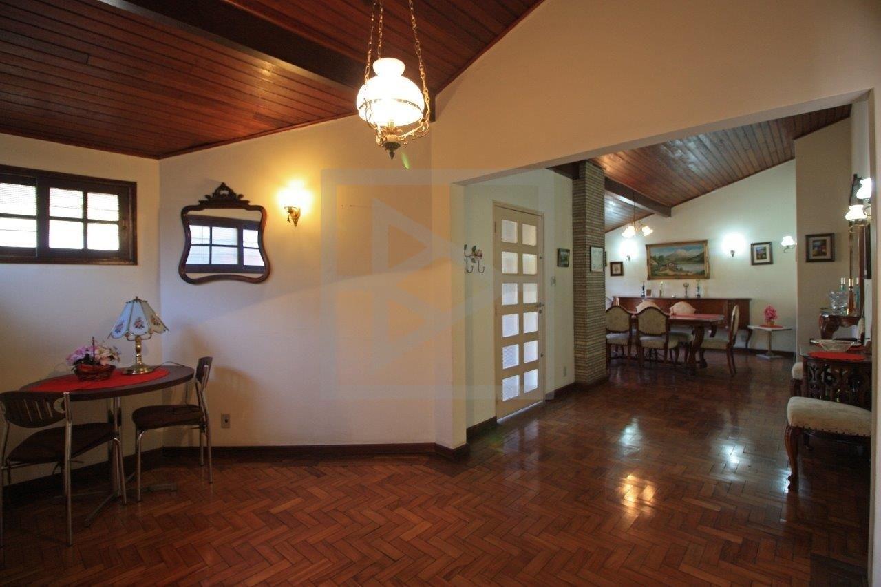Casa para Venda - 250m², 3 dormitórios, sendo 1 suites, 2 vagas - Sumaré