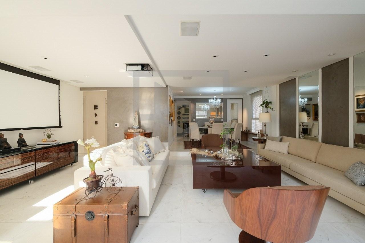 Apartamento para Venda - 226m², 4 dormitórios, sendo 2 suites, 3 vagas - Santa Cecília
