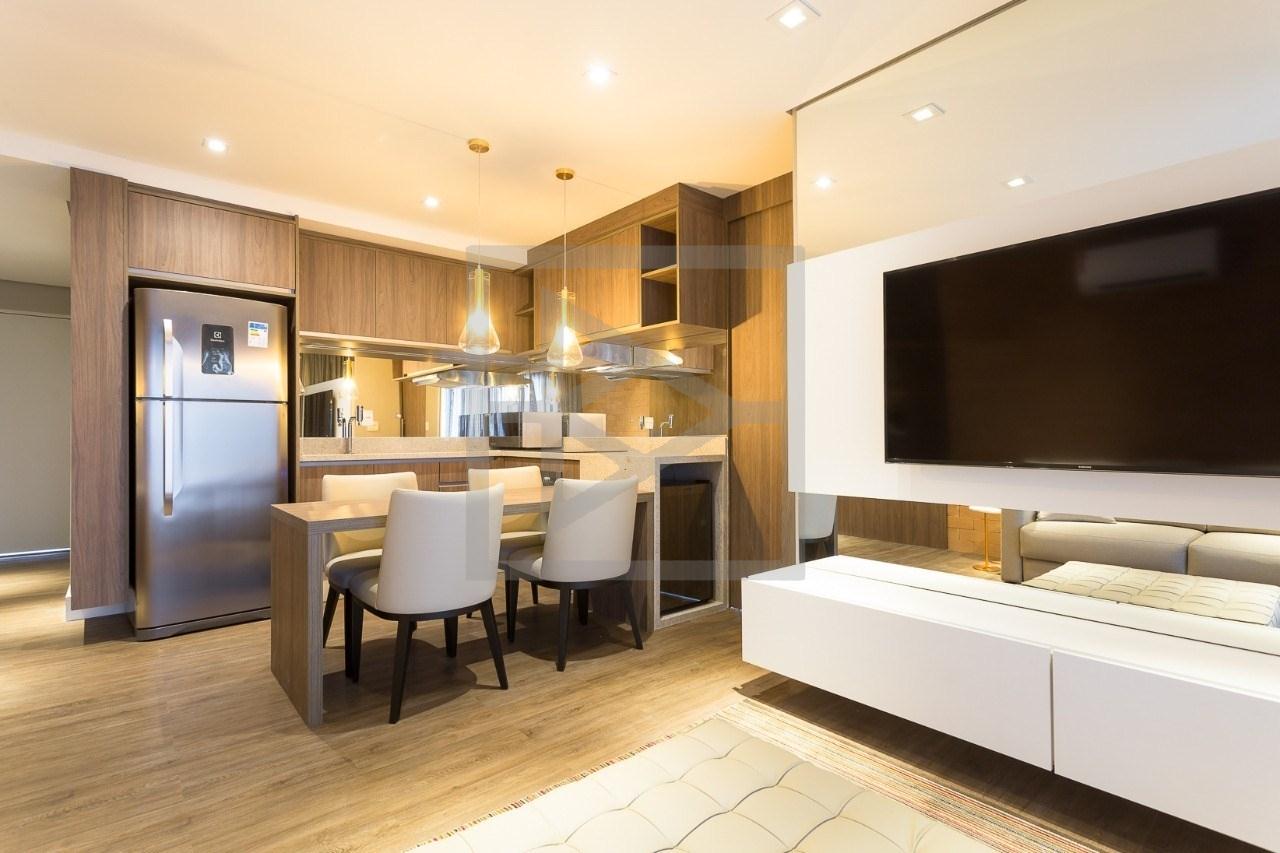 Apartamento TOTALMENTE MOBILIADO para venda 65m², 1 dormitório, 2 vagas - Vila Nova Conceição