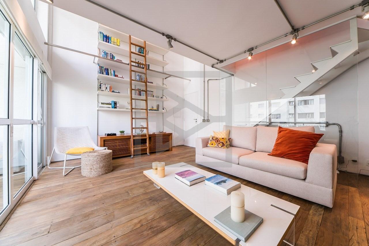 Apartamento para venda 74m², 1 dormitório, sendo 1 suíte, 2 vagas - Moema