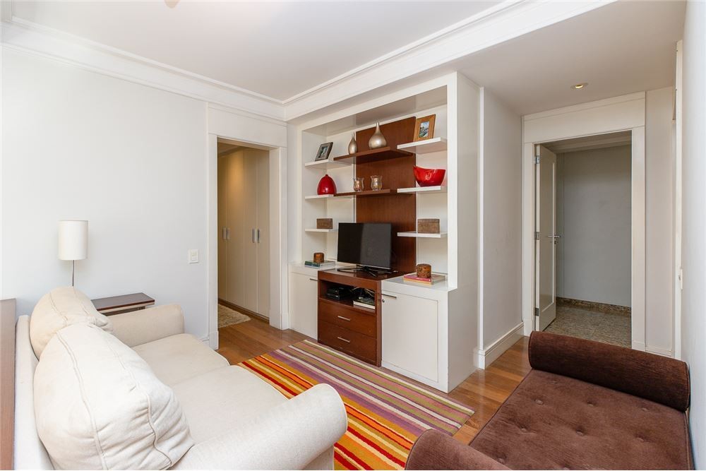 Apartamento, 3 quartos, 243 m² - Foto 28