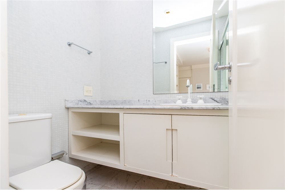 Apartamento, 3 quartos, 243 m² - Foto 31