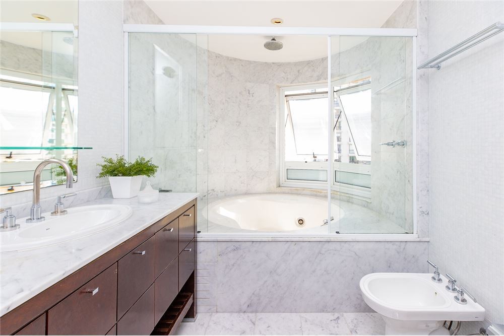 Apartamento, 3 quartos, 243 m² - Foto 40