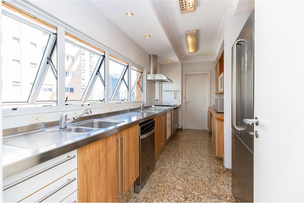Apartamento, 3 quartos, 243 m² - Foto 44
