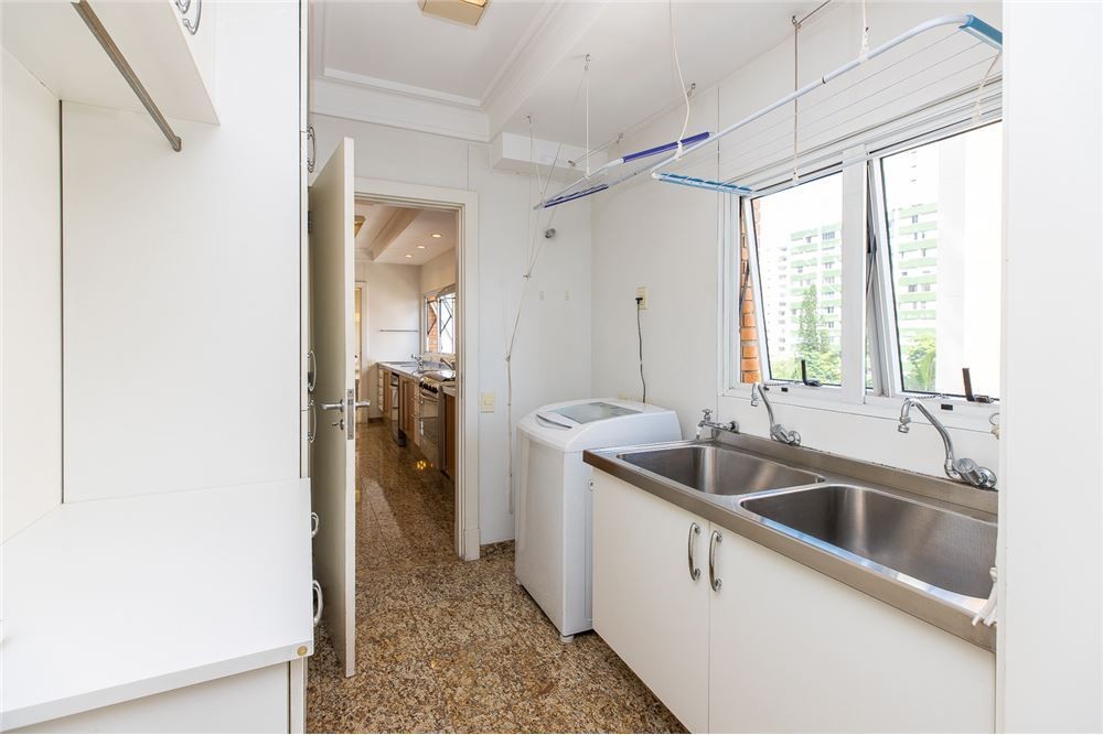 Apartamento, 3 quartos, 243 m² - Foto 51
