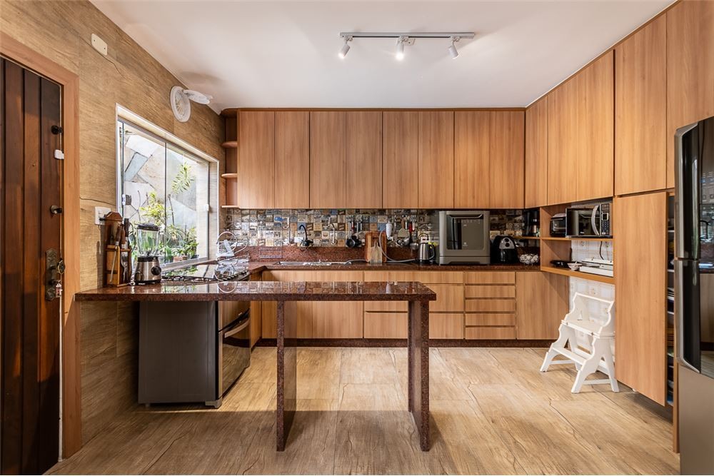 Casa, 4 quartos, 267 m² - Foto 12
